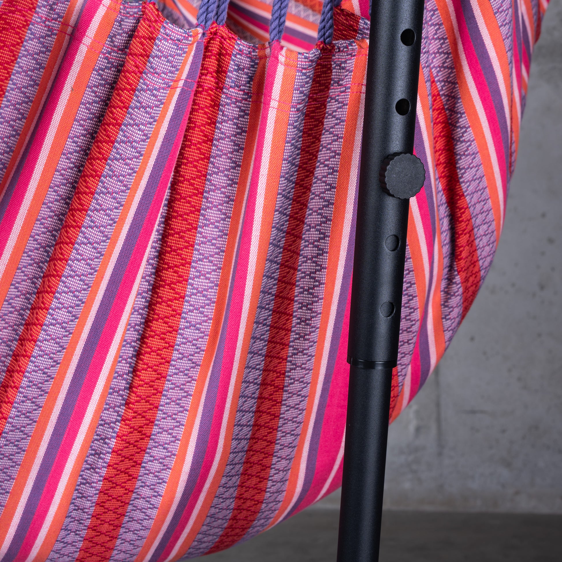 Fiji Organic Flamingo – Fotel hamakowy Comfort Size z bawełny organicznej ze stojakiem ze stali ocynkowanej