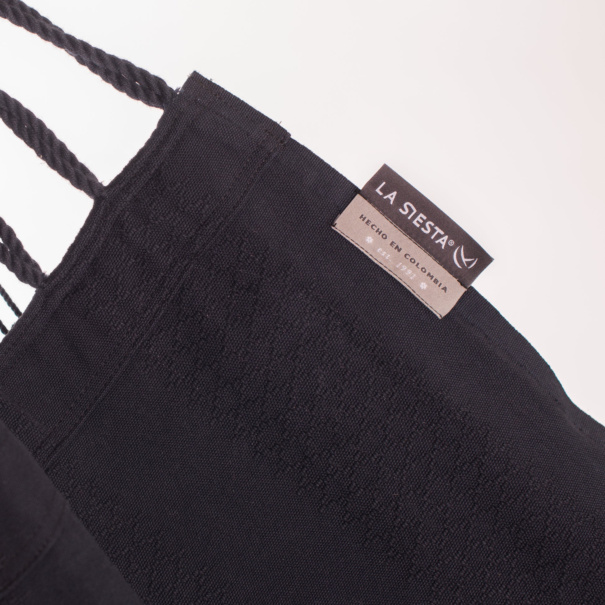 Fiji Organic Onyx – Fotel hamakowy Comfort Size z bawełny organicznej ze stojakiem ze stali ocynkowanej